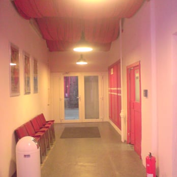 TenDance - Eingangsbereich - Dance Schools Near Me - Berlin, BE