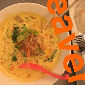 Toss Noodle Bar - Chicken with thin rice noddles in Laksa broth. - Asian Fusion Near Me - Berkeley, California Toss Noodle Bar - Chicken with thin rice noddles in Laksa broth. - Asian Fusion Near Me - Berkeley, California