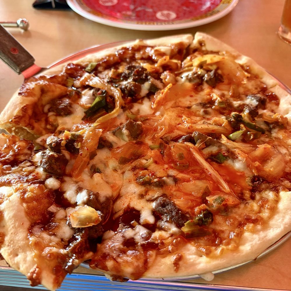 Fong's Pizza - Korean Beef - Pizza Near Me - Des Moines, Iowa