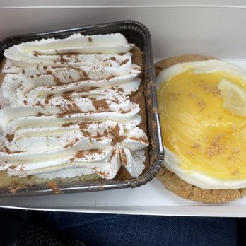 Crumbl - Layton - Tres leches cake Lemon cheesecake - Desserts Near Me - Layton, Utah Crumbl - Layton - Tres leches cake Lemon cheesecake - Desserts Near Me - Layton, Utah