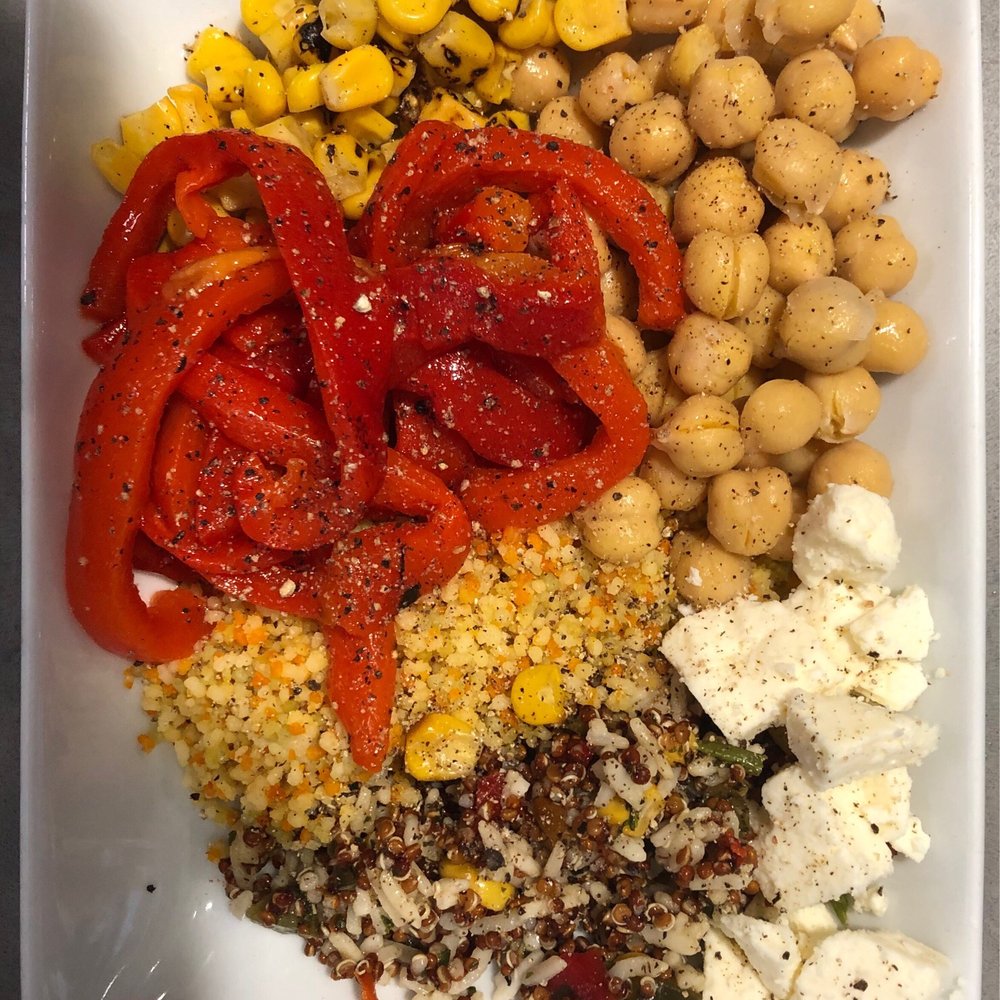 Admirals Club PHX - Make Your Own Grain Bowl (Complimentary) - Airport Lounges Near Me - Phoenix, Arizona