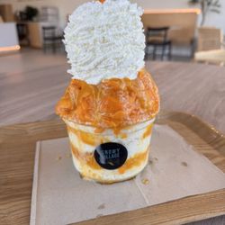Snowy Village - Mango bingsu