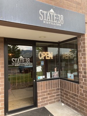 State 38 Distilling by null