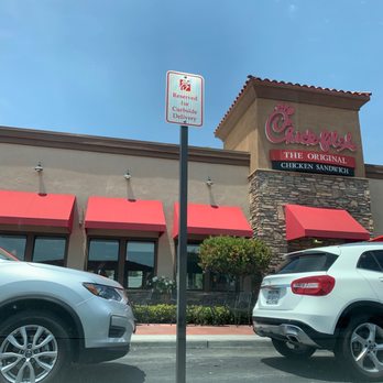 Chick-fil-A - Curbside pickup - Fast Food Near Me - Riverside, California Chick-fil-A - Curbside pickup - Fast Food Near Me - Riverside, California