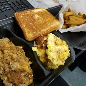 Bob’s Backyard Barbeque - Pulled pork comes with Texas toast and two sides. - Barbeque Near Me - Lancaster, Ohio