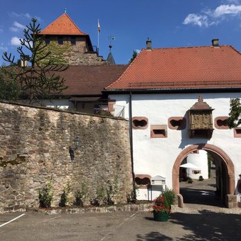 Schloss-Schänke - Restaurant entrance. - German Near Me - Gernsbach, BW