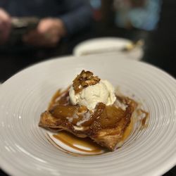 Lady Bird Cultural Society - Pear Tarte Tartin