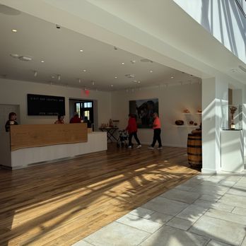 Maker's Mark Distillery - Check-in desk. - Tours Near Me - Loretto, Kentucky
