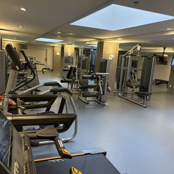 AC Hotel Old Montreal - Gym, empty each time I went! - Hotels Near Me - Montreal, Quebec AC Hotel Old Montreal - Gym, empty each time I went! - Hotels Near Me - Montreal, Quebec