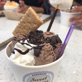 Sweet Creams - Ice Cream & Frozen Yogurt Near Me - Honolulu, Hawaii Sweet Creams - Ice Cream & Frozen Yogurt Near Me - Honolulu, Hawaii