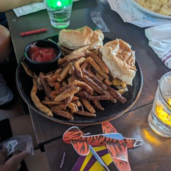 Von's 1000Spirits - Kids cheese burger - New American Near Me - Seattle, Washington