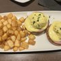 The Edge Social Grille & Lounge
