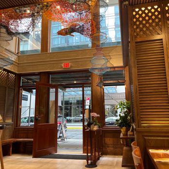 Mitr Thai - Entryway - Thai Near Me - New York, New York