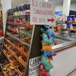 Hoffman's Ice Cream & Deli - Signage