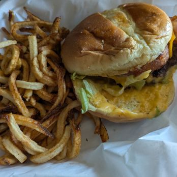 The Pig BBQ & Pub - Barbeque Near Me - Winnemucca, Nevada