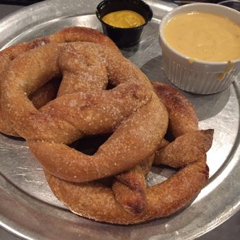 Mellow Mushroom Phoenix - Pizza Near Me - Phoenix, Arizona