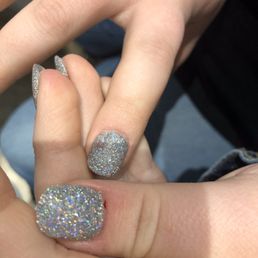 My nail is bleeding and my other finger has no dip powder. My nail is bleeding and my other finger has no dip powder.