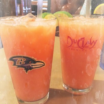 Avery's Maryland Grill - Bahama mamas - Seafood Near Me - Frederick, Maryland