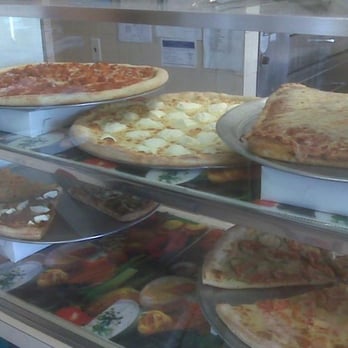 Nino's Pizzeria - Pizza Near Me - Patchogue, New York