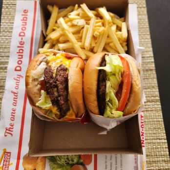 In-N-Out Burger - Double-Double, Hamburger, and fries: consistently delectable burgers, 9/10. Decent fries, 7/10. - Burgers Near Me - San Diego, California In-N-Out Burger - Double-Double, Hamburger, and fries: consistently delectable burgers, 9/10. Decent fries, 7/10. - Burgers Near Me - San Diego, California
