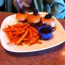 Shari's Cafe and Pies