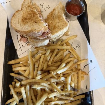 Amelia's by EAT - Hot Ham + Cheese with Beef Tallow Fries - Coffee & Tea Near Me - Scottsdale, Arizona Amelia's by EAT - Hot Ham + Cheese with Beef Tallow Fries - Coffee & Tea Near Me - Scottsdale, Arizona