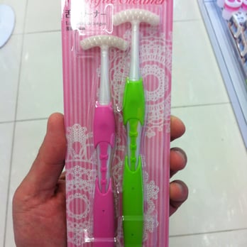 Daiso - Tongue Scraper. - Discount Store Near Me - Hacienda Heights, California Daiso - Tongue Scraper. - Discount Store Near Me - Hacienda Heights, California
