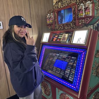 Phoenix Palace - Jukebox - Cantonese Near Me - New York, New York Phoenix Palace - Jukebox - Cantonese Near Me - New York, New York