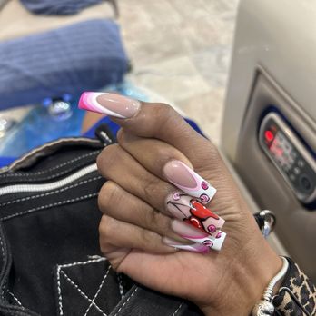 Glo Nails & Spa - Absolutely LOVE how she turned the pictures I showed her into life. Thank you so much. - Nail Salons Near Me - Memphis, Tennessee Glo Nails & Spa - Absolutely LOVE how she turned the pictures I showed her into life. Thank you so much. - Nail Salons Near Me - Memphis, Tennessee