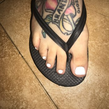 Lynn Nails - Nail Salons Near Me - San Leandro, California