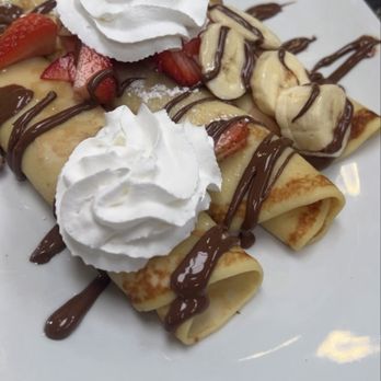 Broken Yolk Cafe - Nutella strawberry banana crepe - American Near Me - Buena Park, California