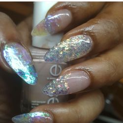 KIWI Beauty BAR STORE - We offer 3D and all current nail trends or design your own.