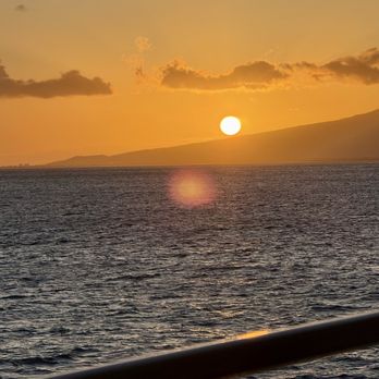 Majestic by Atlantis Cruises - Boat Tours Near Me - Honolulu, Hawaii Majestic by Atlantis Cruises - Boat Tours Near Me - Honolulu, Hawaii