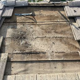 Damage due to cracked tiles. Damage due to cracked tiles.