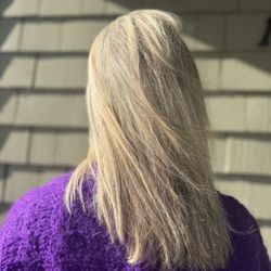 Ideal Salon - Blond highlights