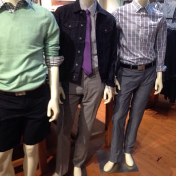 Banana Republic Factory Store - Dudes fashion - Men's Clothing Near Me - Commerce, California