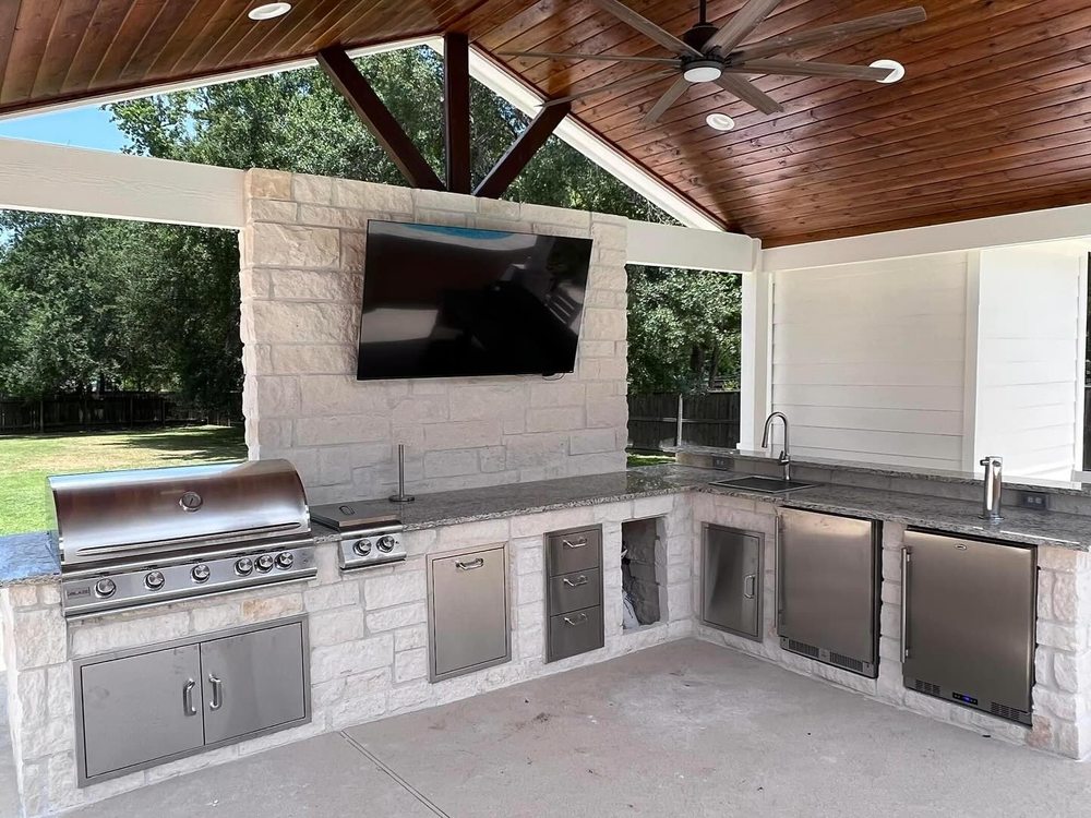 Slide of Third Coast Roofing & Exteriors