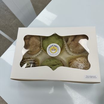 Beard Papa's - Birthday cream puffs Papa's Faves Mixed 6 pack - Desserts Near Me - Spokane, Washington Beard Papa's - Birthday cream puffs Papa's Faves Mixed 6 pack - Desserts Near Me - Spokane, Washington
