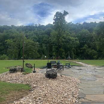 Bull Creek RV Park - Creek entrance area - RV Parks Near Me - Branson, Missouri Bull Creek RV Park - Creek entrance area - RV Parks Near Me - Branson, Missouri