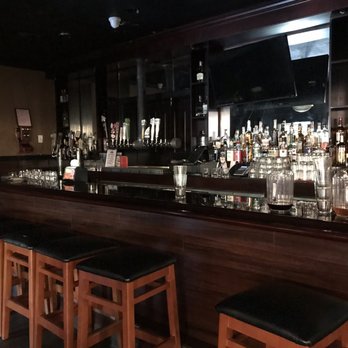 Mountain Mike's Pizza - Bar area - Pizza Near Me - Ukiah, California