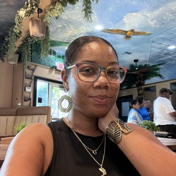 Island Soul Kitchen - Look at that ceiling view. Beautiful - Soul Food Near Me - Sacramento, California