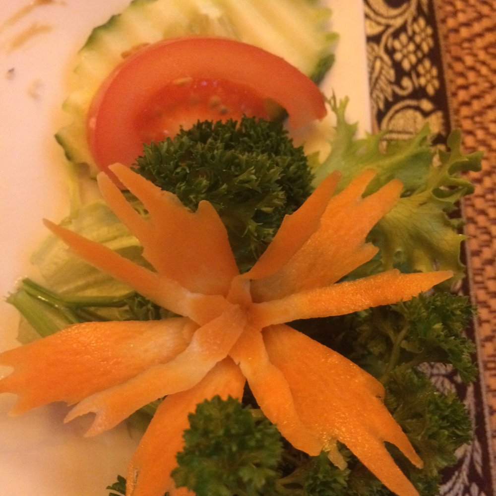 Anothai Restaurant - Beautiful garnish - Restaurants Near Me - Diegem, VBR