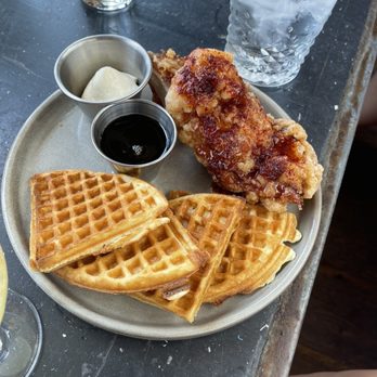 Cindy's Rooftop - Chicken & waffles - New American Near Me - Chicago, Illinois Cindy's Rooftop - Chicken & waffles - New American Near Me - Chicago, Illinois