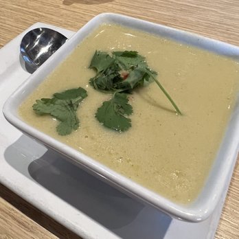 Canoe House - Hawaiian Near Me - South Pasadena, California