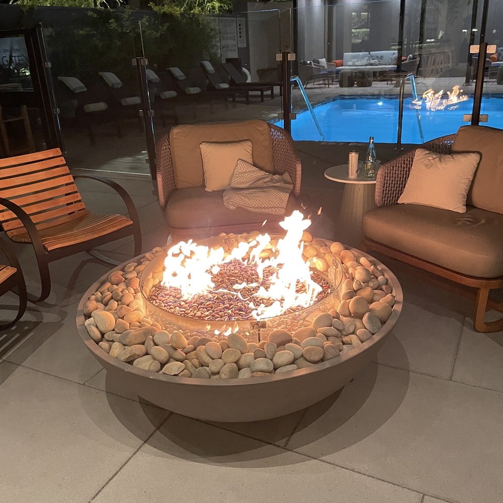 Hotel Citrine - Fire pit - Hotels Near Me - Palo Alto, California Hotel Citrine - Fire pit - Hotels Near Me - Palo Alto, California