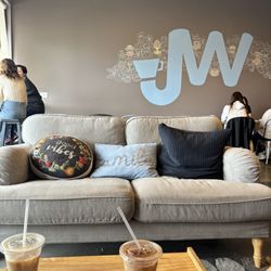 JW Cafe & Bakery