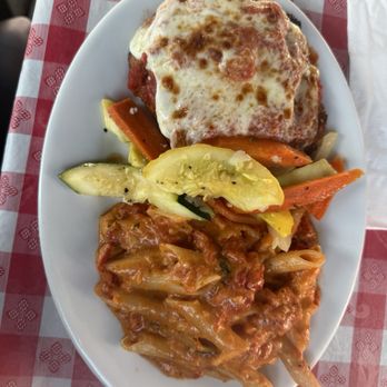 Mama D's - Chicken Parmigiana - Pizza Near Me - Torrance, California Mama D's - Chicken Parmigiana - Pizza Near Me - Torrance, California