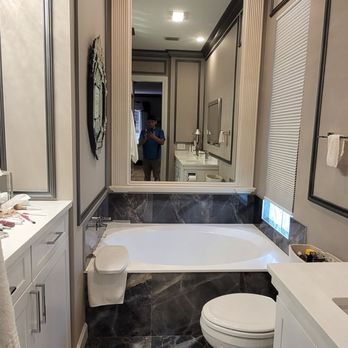 Lion Solutions - Remodelación de baño por homeserveces leon solutionsfl - Painters Near Me Lion Solutions - Remodelación de baño por homeserveces leon solutionsfl - Painters Near Me