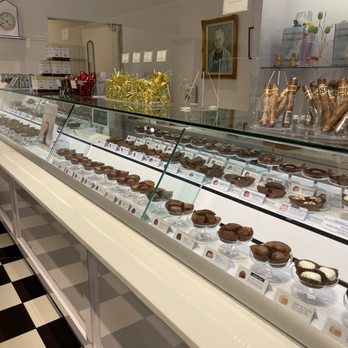 See's Candies - Candy Stores Near Me - Los Angeles, California See's Candies - Candy Stores Near Me - Los Angeles, California