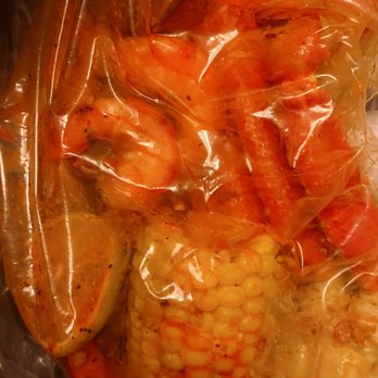 Sailors Seafood Restaurant - Pick your own 1/2 Pound Snow Crab with Headless Shrimp corn and potato - Seafood Near Me - Laurelton, New York Sailors Seafood Restaurant - Pick your own 1/2 Pound Snow Crab with Headless Shrimp corn and potato - Seafood Near Me - Laurelton, New York